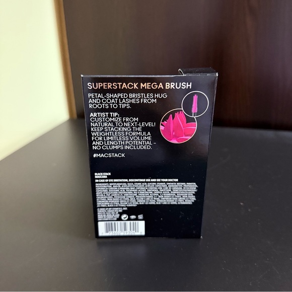 MAC Cosmetics Stack Mascara - Black - Picture 4 of 5